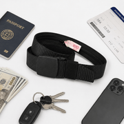 Ceinture cache-billets voyage noir mise en scène 2