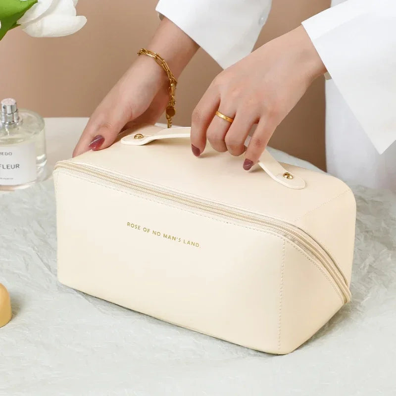 Large Capacity Cosmetic Bag Cosmetic Storage Bag PU Leather Portable Travel Toiletry Bag Women Cosmetic Bag Toiletries Organizer Boutique Voyage