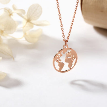 Collier globe terrestre Voyage Paisible